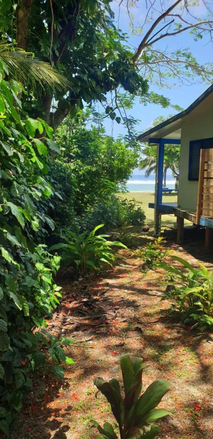 Are Tamarini Beachfront Cottage&River Studio Avarua Esterno foto