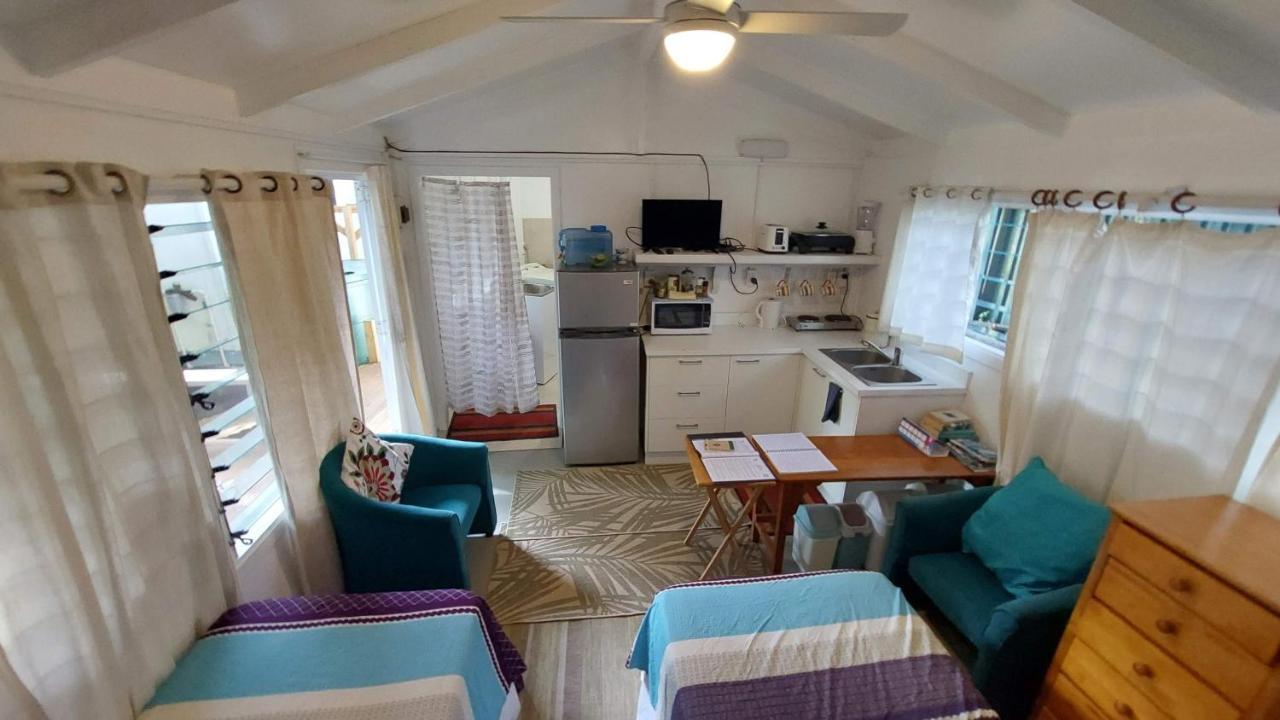 Are Tamarini Beachfront Cottage&River Studio Avarua Esterno foto